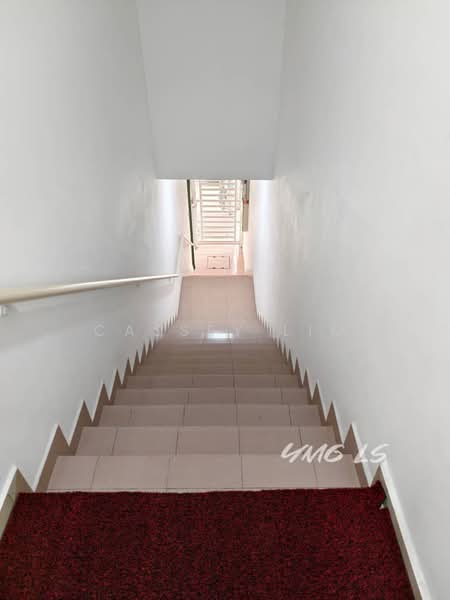 Shop / Office for Rent in Port Klang (Pelabuhan Klang) (Selangor) - Cassey Lim - Corridor - PropertyGuru.com.my