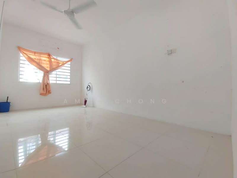 Pengkalan Double Storey Terrace House Facing Field For Sale untuk Untuk Dijual - RM 360,000, Mac 2026 - Interior - PropertyGuru.com.my