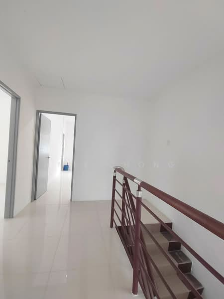 Pengkalan Double Storey Terrace House Facing Field For Sale untuk Untuk Dijual - RM 360,000, Mac 2026 - Interior - PropertyGuru.com.my