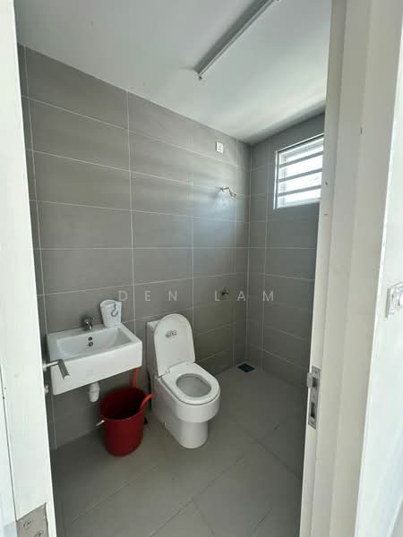 Bandar Sri sendayan untuk Untuk Dijual - RM 420,000, Mac 2026 - Bathroom - PropertyGuru.com.my