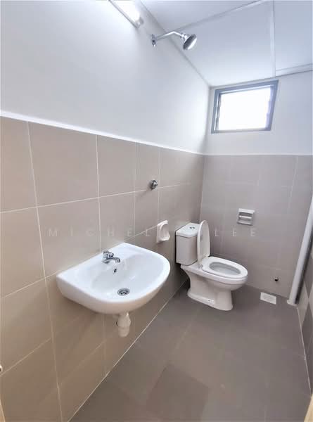 Flat for Rent at Halaman 11 - Michelle Lee - Bathroom - PropertyGuru.com.my