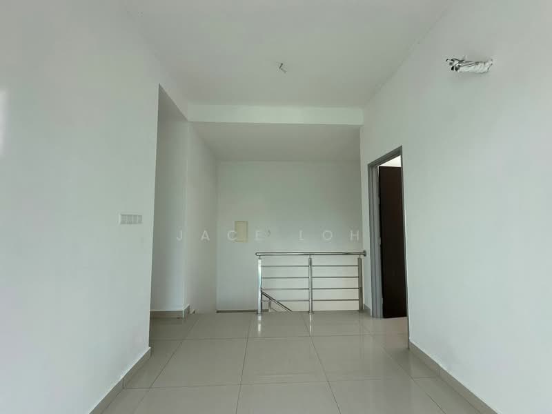 Cluster House for Sale in Taman Bestari Indah (Ulu Tiram) - Jace Loh - Interior - PropertyGuru.com.my