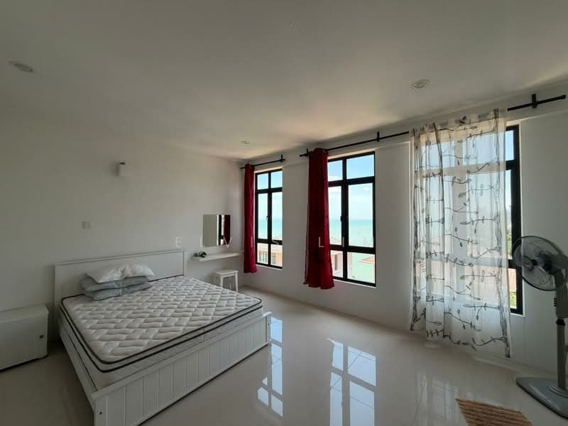 Bungalow for Rent in Batu Ferringhi (Penang) - Elvis Lim - Bedroom - PropertyGuru.com.my