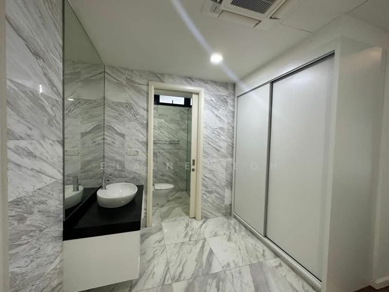 Setia V Residences untuk Untuk Disewa - RM 5,000 /bulan, Mac 2026 - Bathroom - PropertyGuru.com.my