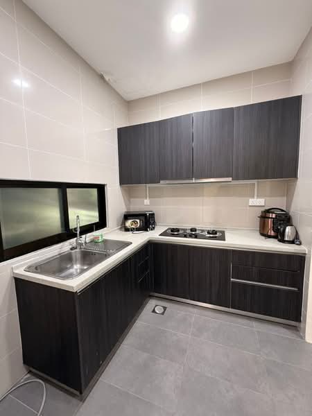 Townhouse for Rent in Iskandar Puteri (Nusajaya) (Johor) - Glenn Twe - Kitchen - PropertyGuru.com.my