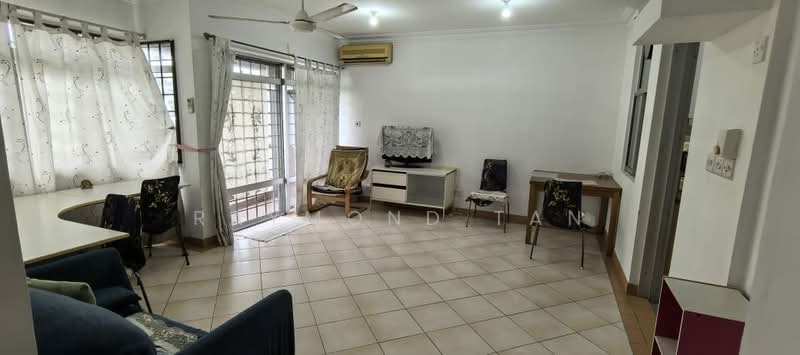 Perdana Exclusive untuk Untuk Disewa - RM 1,650 /bulan, Mac 2026 - Living Room - PropertyGuru.com.my