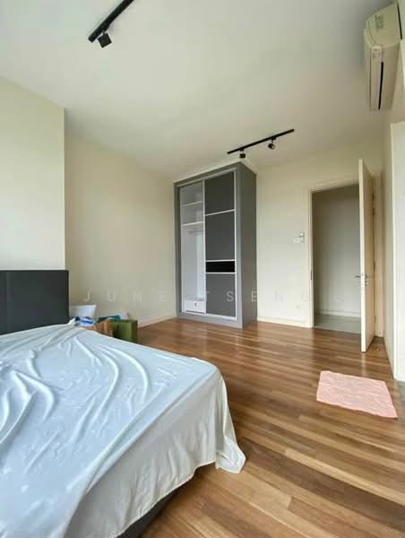 Condominium for Rent at The Straits View Condominium - June Tseng - PropertyGuru.com.my