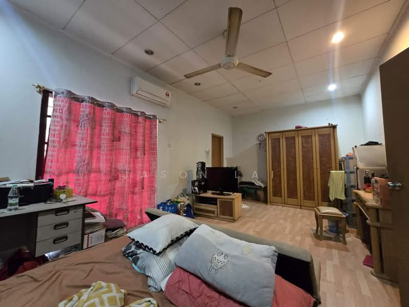 2-storey Terraced House for Sale in Subang Bestari (Shah Alam) - Jason Lai - Bedroom - PropertyGuru.com.my