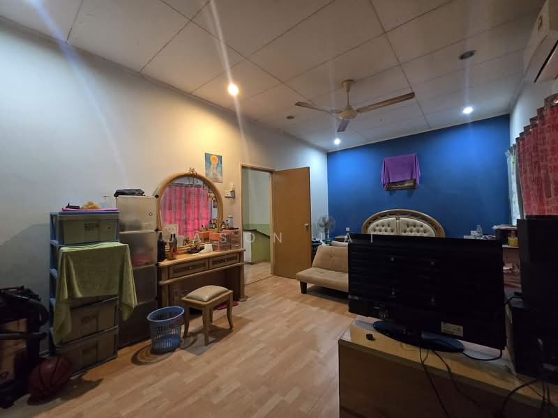 2-storey Terraced House for Sale in Subang Bestari (Shah Alam) - Jason Lai - Bedroom - PropertyGuru.com.my