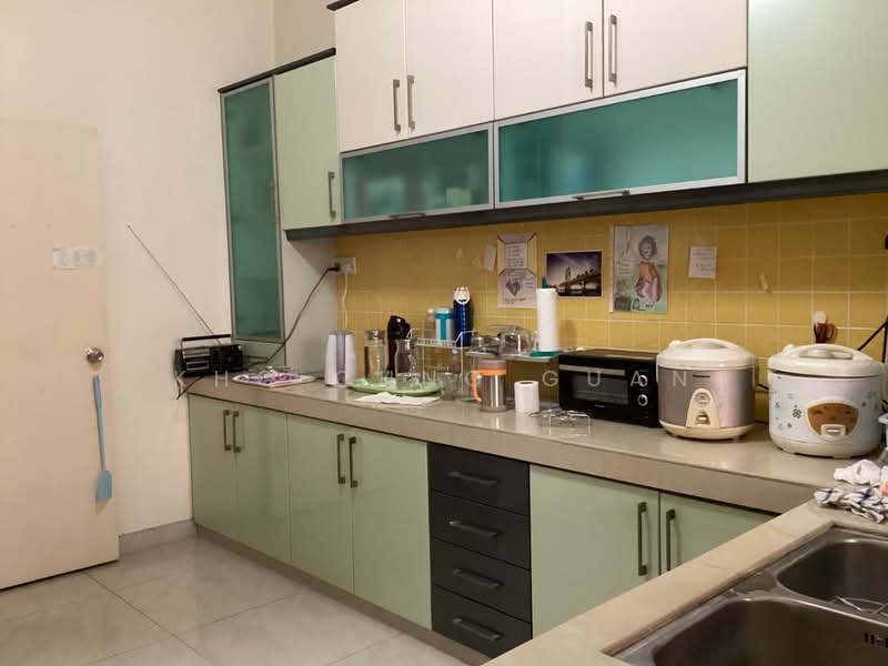 Puteri 10 untuk Untuk Dijual - RM 1,080,000, Mac 2026 - Kitchen - PropertyGuru.com.my