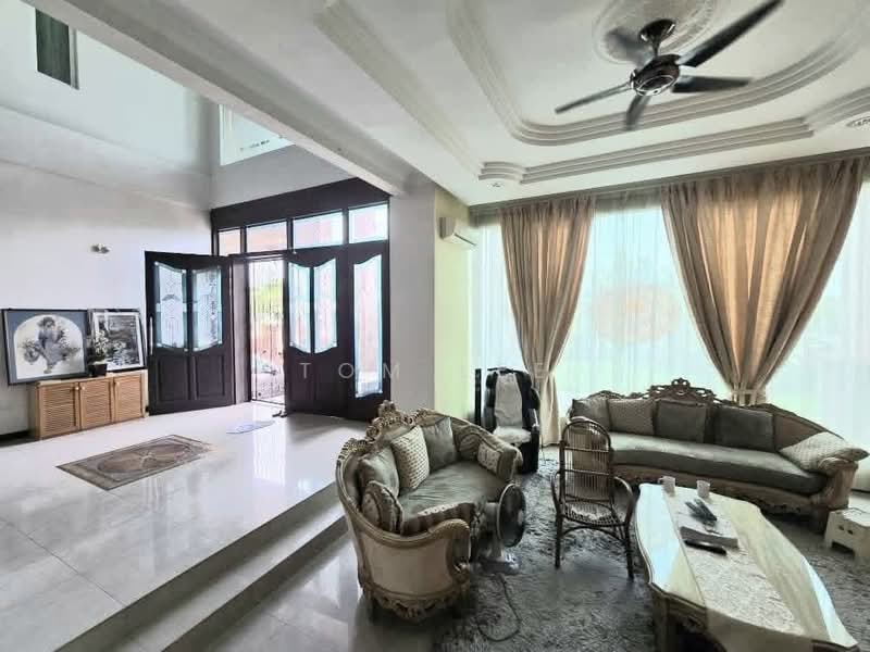 Bungalow for Sale in SS19 (Subang Jaya) - Tom Lee - Living Room - PropertyGuru.com.my