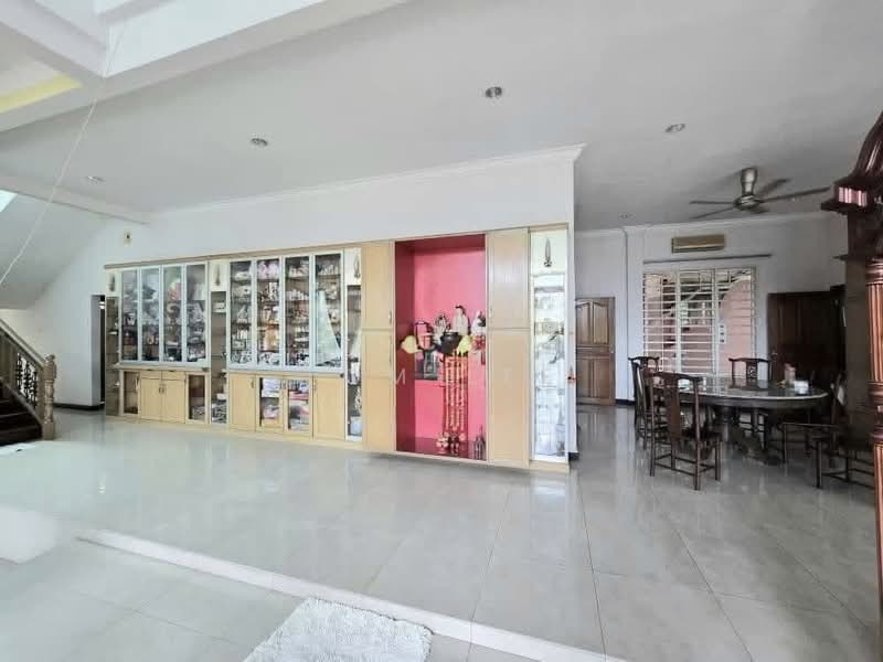 Bungalow for Sale in SS19 (Subang Jaya) - Tom Lee - Dining Room - PropertyGuru.com.my