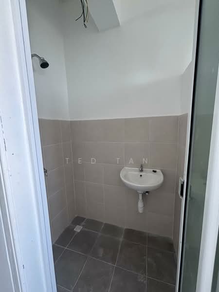 Skyridge Apartment untuk Untuk Dijual - RM 450,000, Mac 2026 - Bathroom - PropertyGuru.com.my