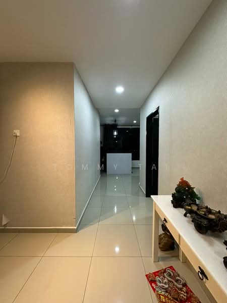 The Garden Residences untuk Untuk Disewa - RM 2,500 /bulan, Mac 2026 - Corridor - PropertyGuru.com.my
