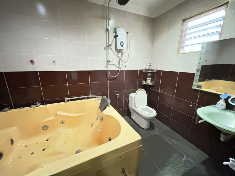 Semi-Detached House for Sale in Subang Jaya (Selangor) - Lai YK - Bathroom - PropertyGuru.com.my