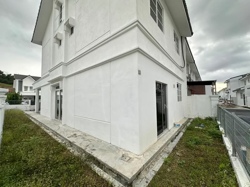 2-storey Terraced House for Sale in Bandar Country Homes (Rawang) - Bernard Ong - Exterior - PropertyGuru.com.my
