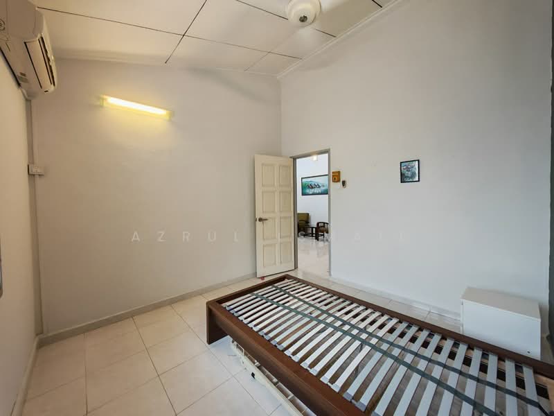 Bungalow for Sale in Ampang Jaya (Ampang) - Azrul Ismail - Bedroom - PropertyGuru.com.my