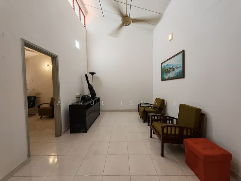 Bungalow for Sale in Ampang Jaya (Ampang) - Azrul Ismail - Living Room - PropertyGuru.com.my