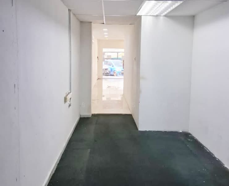 Shop for Rent in Kepong (Kuala Lumpur) - Lee Sing Siong - Corridor - PropertyGuru.com.my