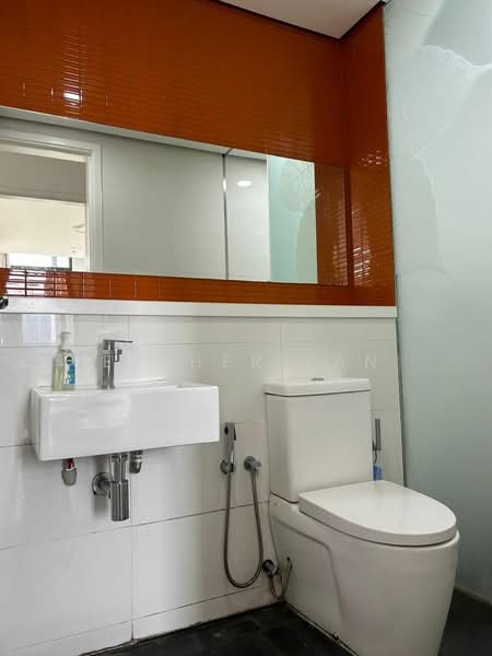 Arcoris SOHO untuk Untuk Disewa - RM 3,400 /bulan, Mac 2026 - Bathroom - PropertyGuru.com.my
