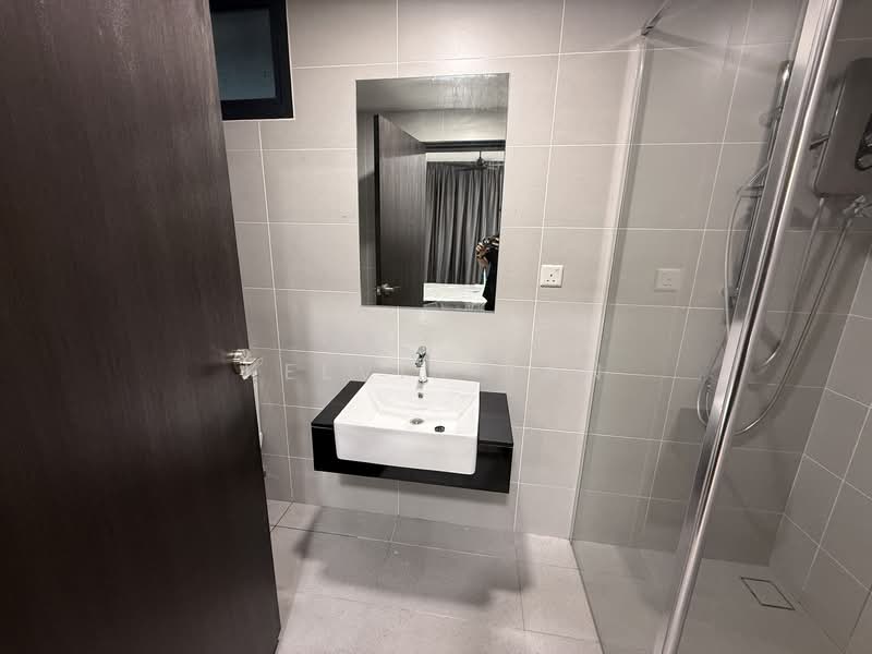 Anggun Residences untuk Untuk Disewa - RM 2,000 /bulan, Mac 2026 - Bathroom - PropertyGuru.com.my