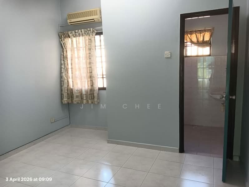 Rumah Teres 2 Tingkat untuk Disewa di Bandar Putra (Kulai) - Jim Chee - Interior - PropertyGuru.com.my