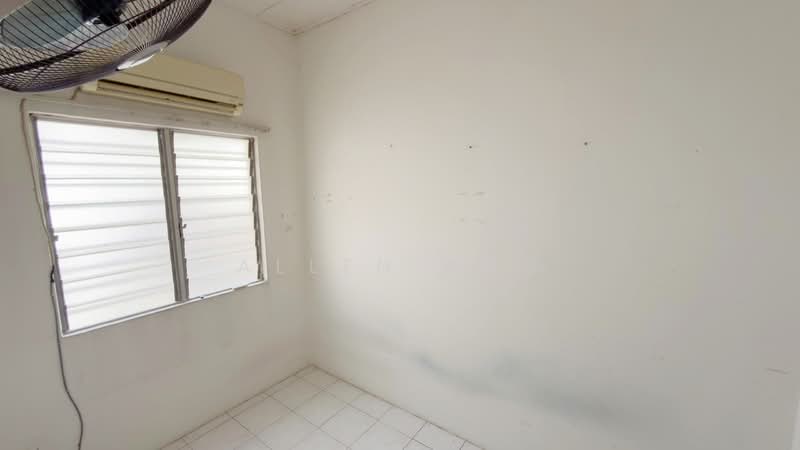 2-storey Terraced House for Sale in Taman Lestari Putra (Seri Kembangan) - Allen Ang - Interior - PropertyGuru.com.my