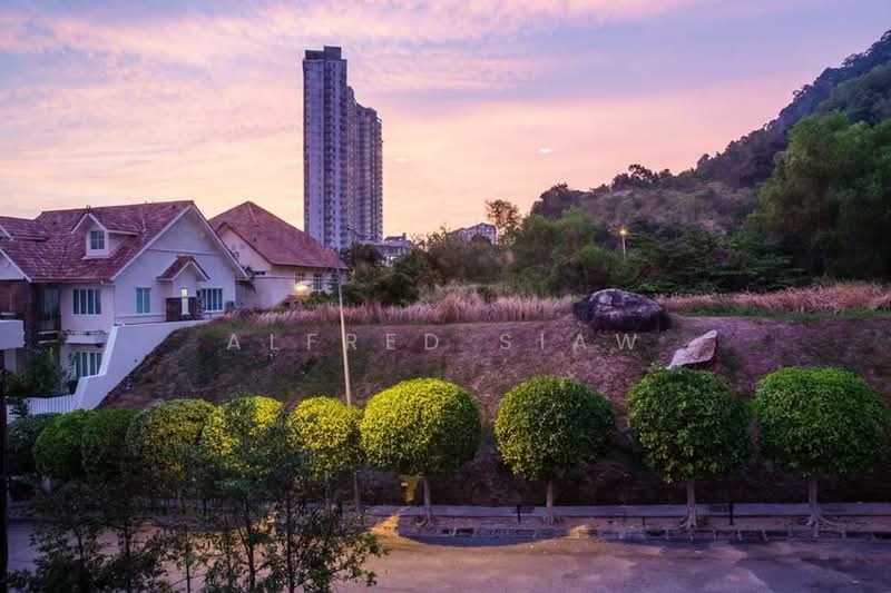 Bungalow for Sale in Batu Ferringhi (Penang) - Alfred Siaw - PropertyGuru.com.my