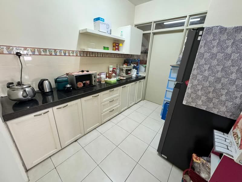 Platinum Lake PV 13 untuk Untuk Dijual - RM 500,000, Mac 2026 - Kitchen - PropertyGuru.com.my