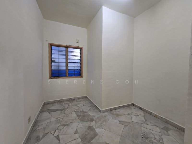 Bandar Bukit Puchong untuk Untuk Dijual - RM 498,000, Mac 2026 - Bedroom - PropertyGuru.com.my