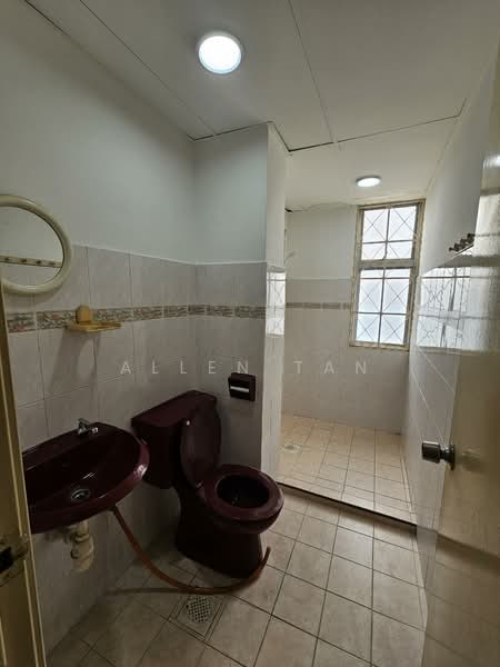 Condominium for Rent at Kelana D'Putera - Allen Tan - Bathroom - PropertyGuru.com.my