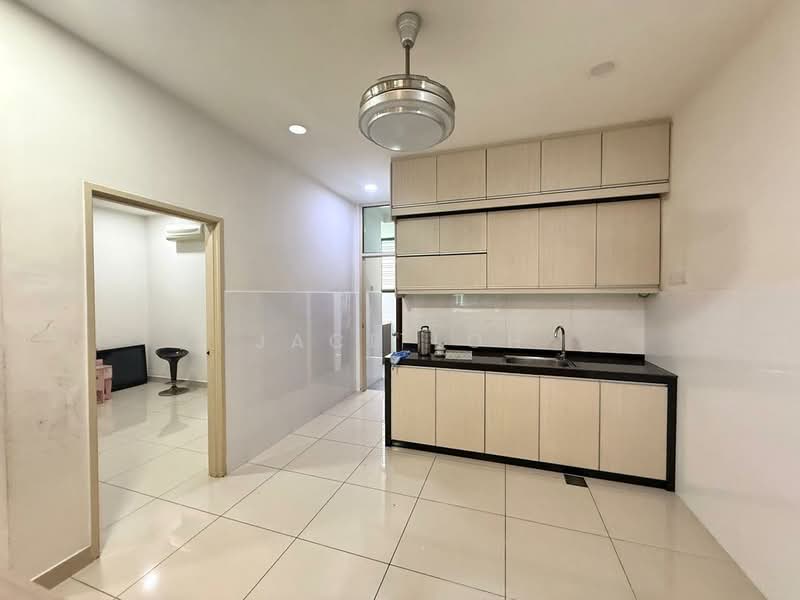 2-storey Terraced House for Sale in Austin Crest (Johor Bahru) - Jace Loh - Kitchen - PropertyGuru.com.my