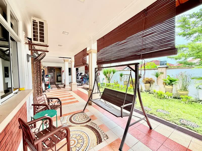 1.5-storey Terraced House for Sale in Taman Pelangi Indah (Ulu Tiram) - Amir Faris Rusli - Exterior - PropertyGuru.com.my