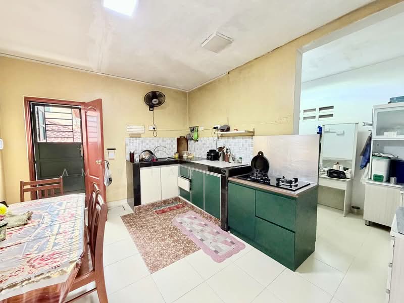 1.5-storey Terraced House for Sale in Taman Pelangi Indah (Ulu Tiram) - Amir Faris Rusli - PropertyGuru.com.my