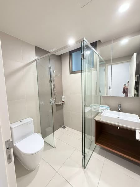 Service Residence for Sale at Stonor 3 - Wynn Ng - Bathroom - PropertyGuru.com.my