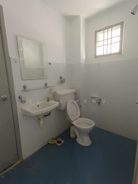 [Full Loan] 20x70 actual unit, Taman Desa Mewah Semenyih, Fully Extend untuk Untuk Dijual - RM 470,000, Mac 2026 - Bathroom - PropertyGuru.com.my