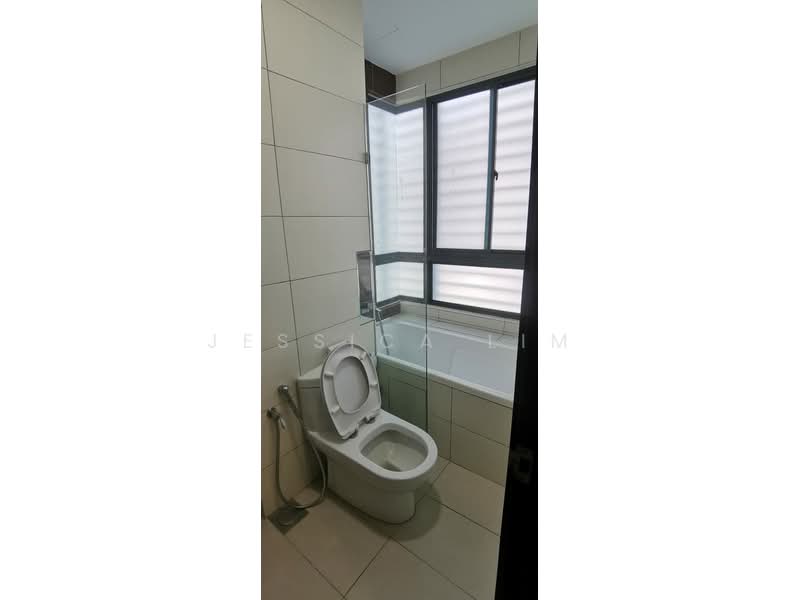 Condominium for Sale at Marinox Sky Villas - Jessica Lim - Bathroom - PropertyGuru.com.my