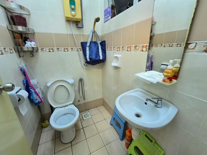 2-storey Terraced House for Sale in Taman Suria Jaya (Cheras) - Tommy Wong - Bathroom - PropertyGuru.com.my