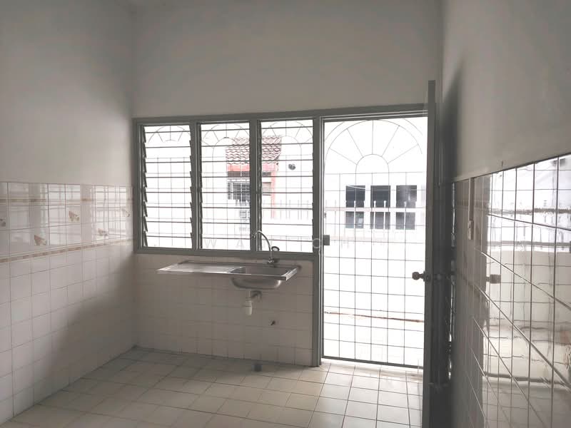 USJ 3 untuk Untuk Dijual - RM 818,000, Mac 2026 - Kitchen - PropertyGuru.com.my
