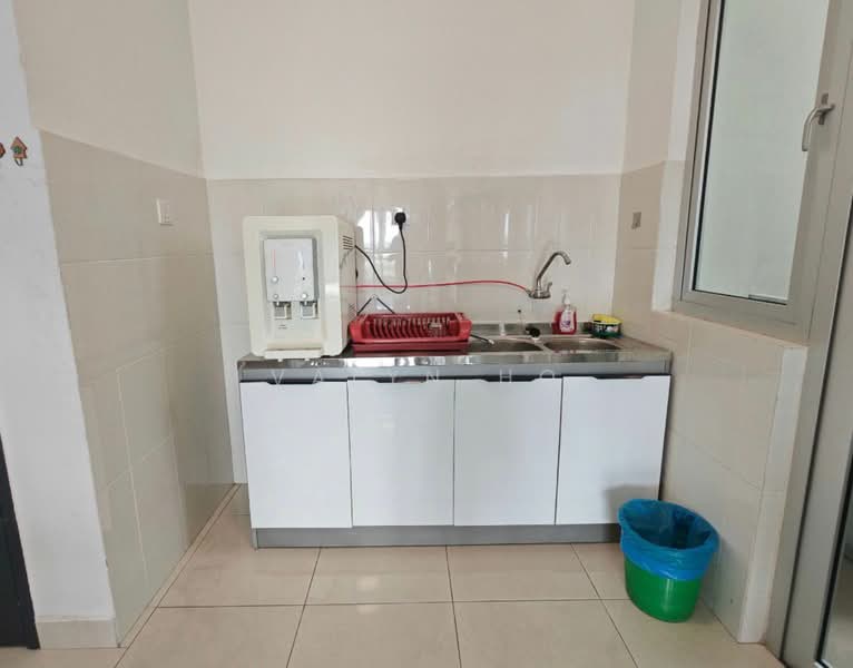 Saville @ Kajang untuk Untuk Disewa - RM 1,800 /bulan, Mac 2026 - Kitchen - PropertyGuru.com.my