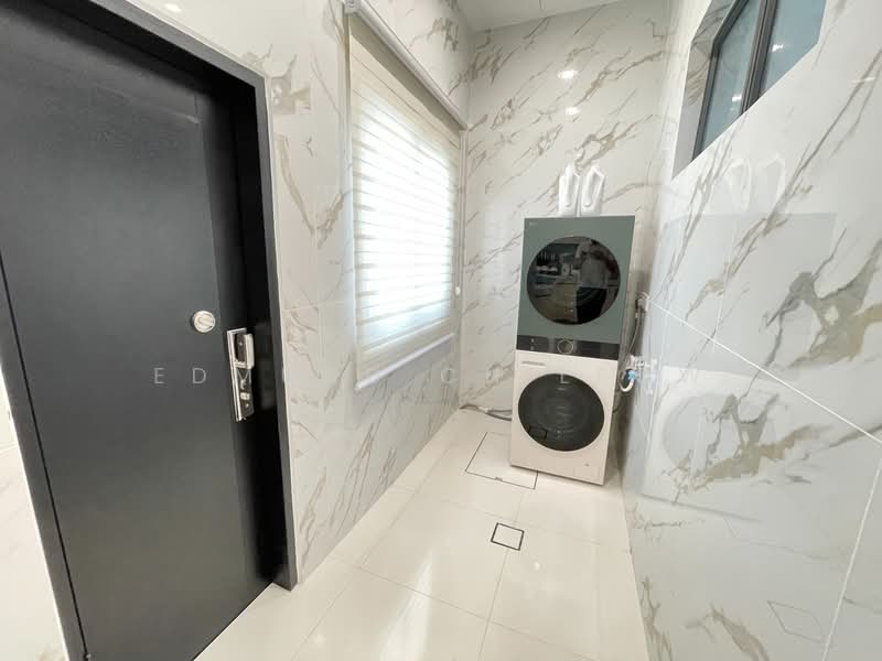 3-storey Terraced House for Sale in Selayang (Selangor) - Edmund CH Leow - PropertyGuru.com.my