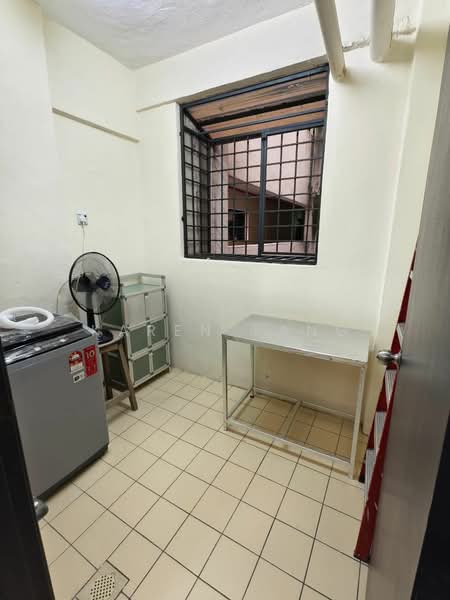 Taman Sungai Besi Indah untuk Untuk Disewa - RM 1,350 /bulan, Mac 2026 - Interior - PropertyGuru.com.my