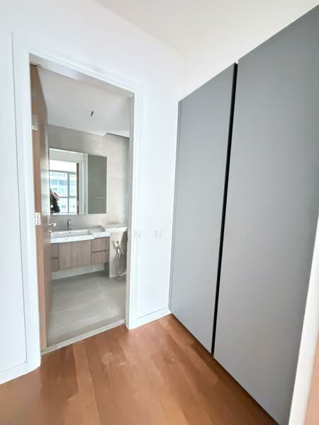 Service Residence for Sale at Aria - Wynn Ng - Bathroom - PropertyGuru.com.my