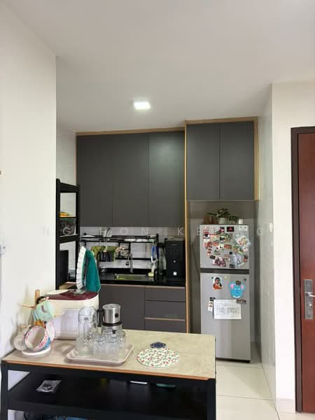 Kondominium untuk Dijual di Koi Suites - Ng Hon Keong - PropertyGuru.com.my