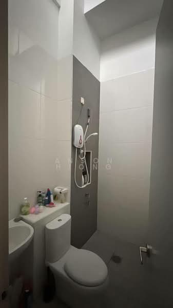 Bukit Indah Avenue 26 untuk Untuk Dijual - RM 920,000, Mac 2026 - Bathroom - PropertyGuru.com.my
