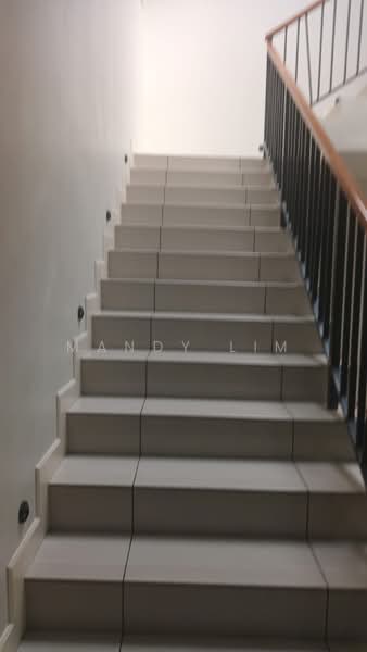 Rumah Teres 2 Tingkat untuk Disewa di 16 Sierra (Puchong) - Mandy Lim - Corridor - PropertyGuru.com.my