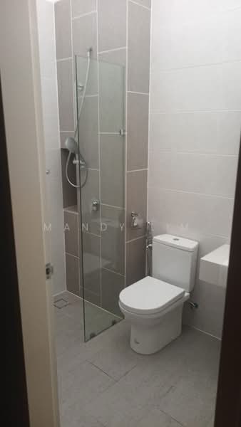 Rumah Teres 2 Tingkat untuk Disewa di 16 Sierra (Puchong) - Mandy Lim - Bathroom - PropertyGuru.com.my