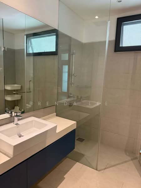 Link Bungalow for Sale in Taman Danau Desa (Taman Desa) - Brenda Lee - Bathroom - PropertyGuru.com.my