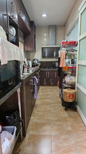 2-storey Terraced House for Sale in Kota Kemuning (Shah Alam) - Chez Wong - Kitchen - PropertyGuru.com.my