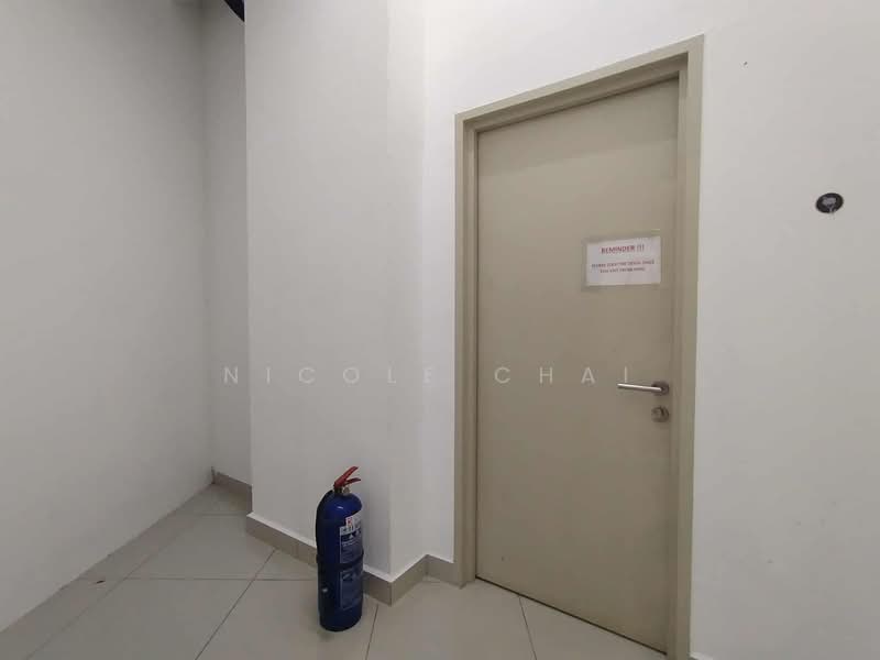 Office for Sale in Petaling Jaya (Selangor) - Nicole Chai - Corridor - PropertyGuru.com.my